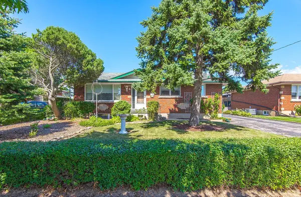 9 Hawthorne AVE, St. Catharines, ON L2M 6A8