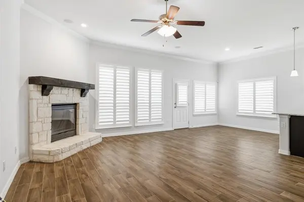 5805 Canyon Oaks Lane, Fort Worth, TX 76137