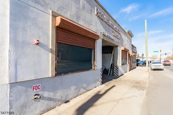 236 Park Ave, Newark City, NJ 07107