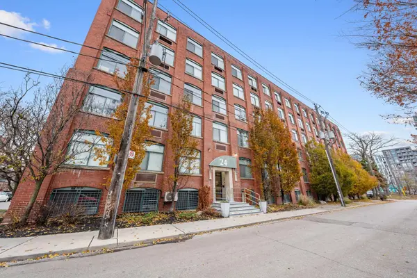 24 Noble ST #207, Toronto W01, ON M6K 2C8