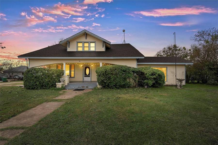 306 S Cleveland, Meridian, TX 76665