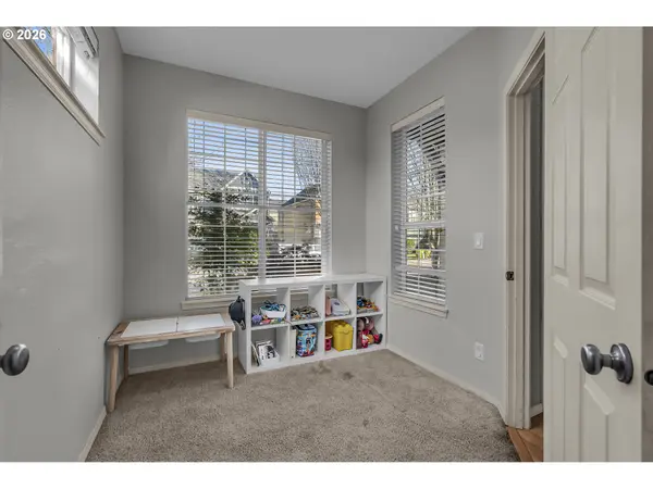 1093 SE Wenlock AVE, Hillsboro, OR 97123