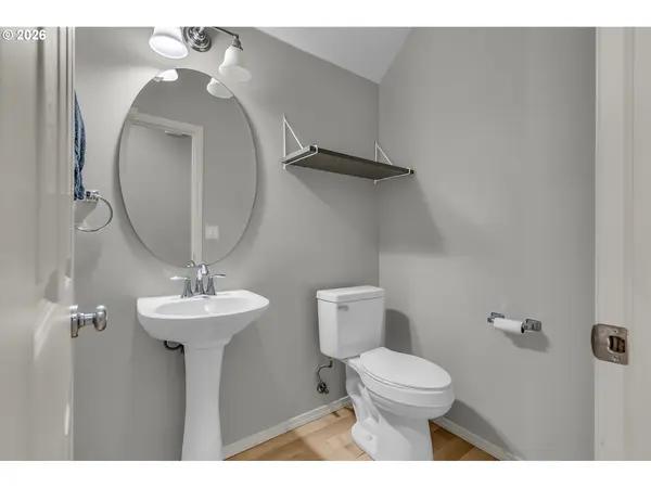 1093 SE Wenlock AVE, Hillsboro, OR 97123