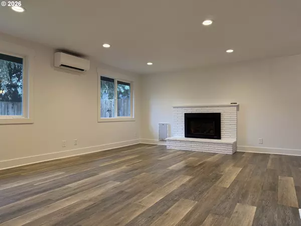 Eugene, OR 97404,788 CORNWALL AVE