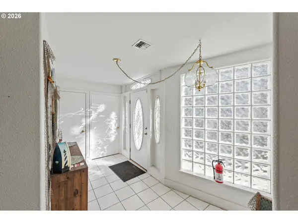 1257 7TH ST, Bandon, OR 97411