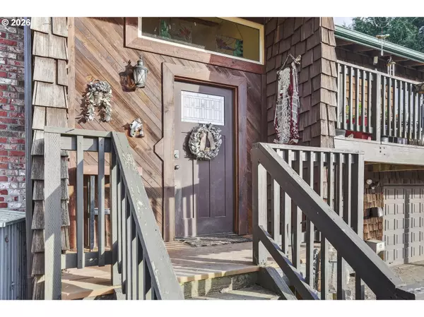 Clatskanie, OR 97016,79372 STEWART CREEK RD