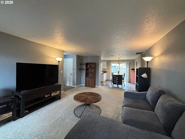 2516 SW 23RD ST, Troutdale, OR 97060