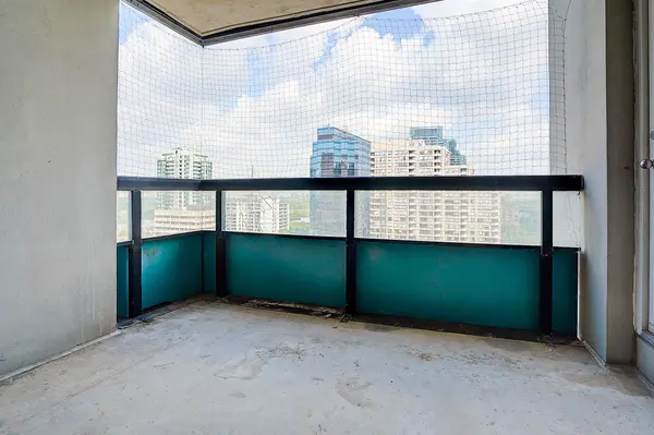 7 Bishop AVE #1511, Toronto C14, ON M2M 4J4