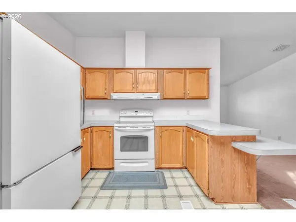 1949 SE PALMQUIST RD #121, Gresham, OR 97080