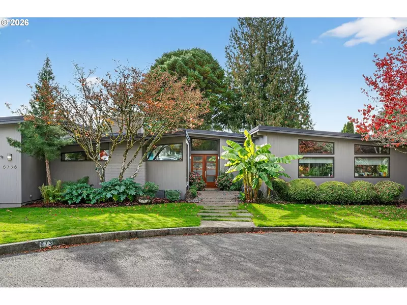 6736 SW Hamilton CT, Portland, OR 97225