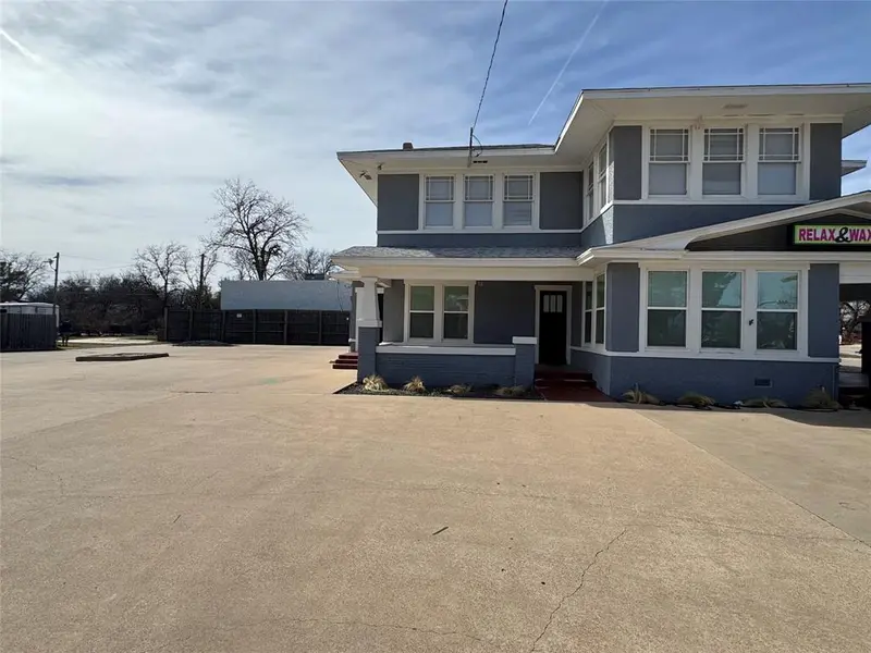 2002 Sayles Boulevard, Abilene, TX 79605