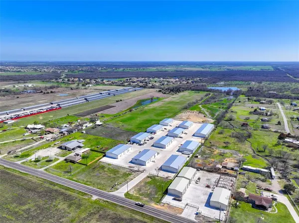 6562 N Fm 148, Terrell, TX 75160