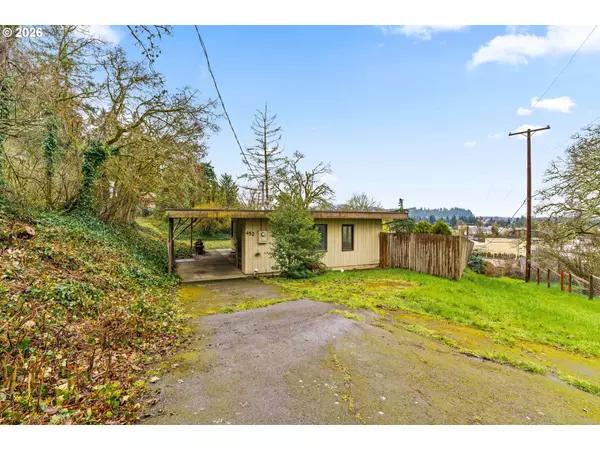 Springfield, OR 97477,452 S 4TH ST