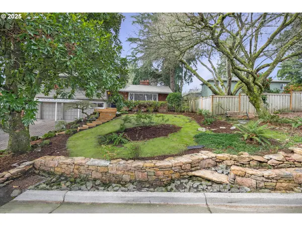 764 10TH ST, Lake Oswego, OR 97034