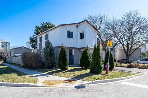 Brampton, ON L6S 2N8,18 Hasting SQ