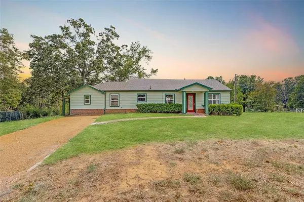 2700 W Washington Street, Denison, TX 75020