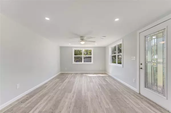 Denison, TX 75020,2700 W Washington Street