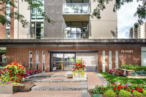 70 Port ST E #405, Mississauga, ON L5G 4V8