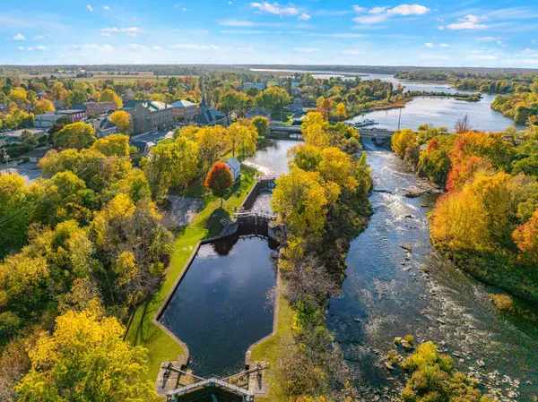 117 St Lawrence ST, Merrickville-wolford, ON K0G 1N0