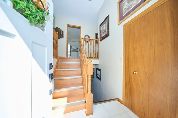 Fort Erie, ON L2A 4W6,524 Lakeview RD