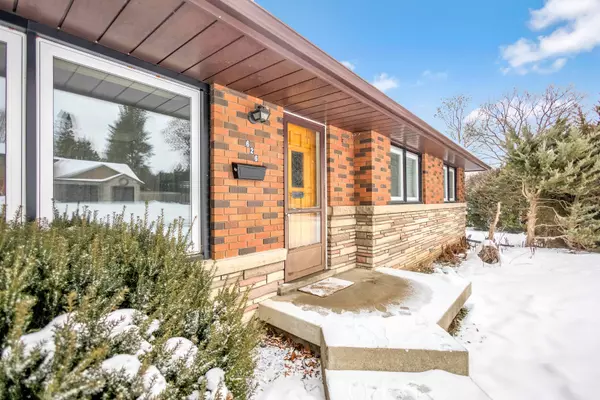 Hamilton, ON L9G 3B4,626 Iroquois AVE