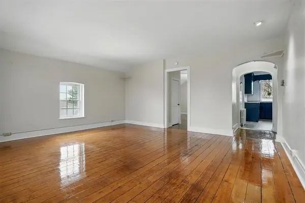 4506 220th Trl, Amana, IA 52203