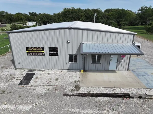 403 N Donation Street, Tioga, TX 76271