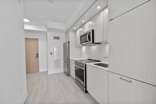 Toronto W08, ON M9A 0E5,25 Cordova AVE #812