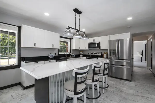 4085 Quainton RD, Norton Shores City, MI 49441