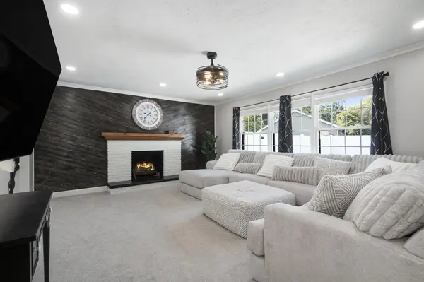 4085 Quainton RD, Norton Shores City, MI 49441