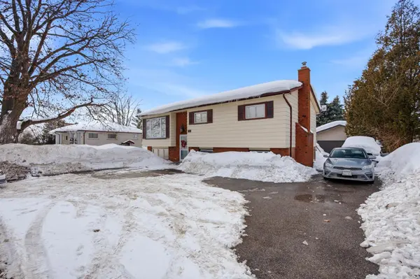 198 Ferndale DR N, Barrie, ON L4N 9W2