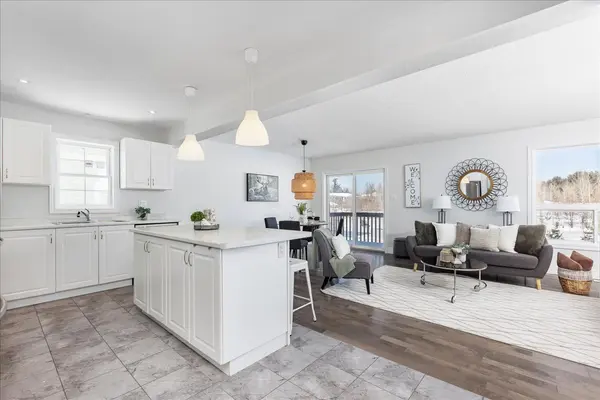 Bracebridge, ON P1L 0L3,81 Douglas DR