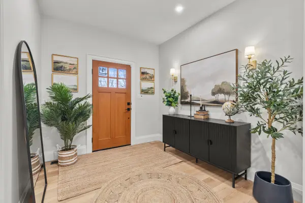 689 Canboro RD, Pelham, ON L0S 1C0