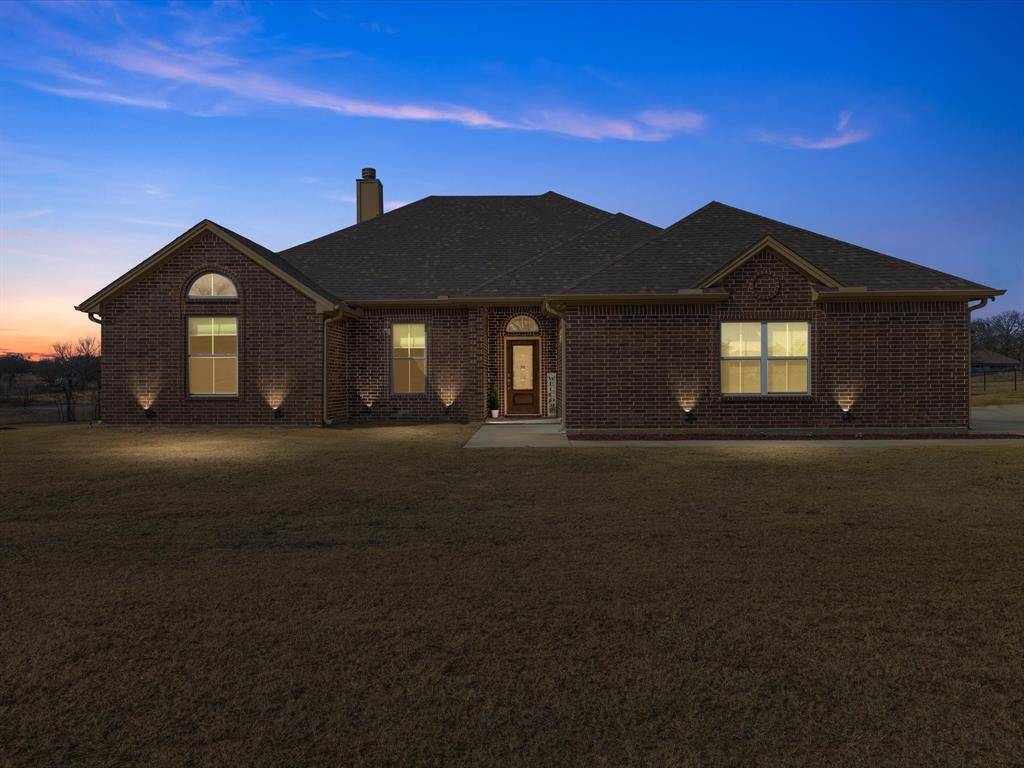 3021 Alvin Court, Cleburne, TX 76031
