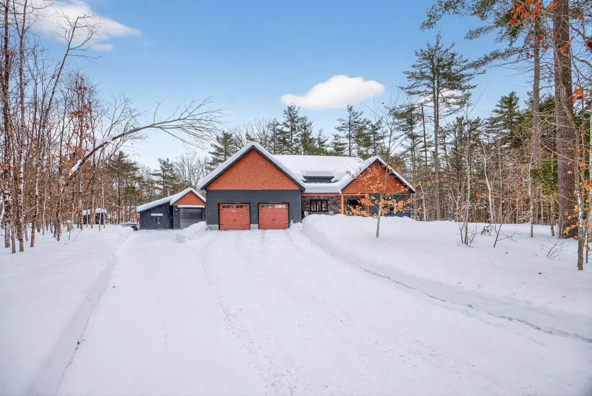 Gravenhurst, ON P0E 1G0,1107 Xavier ST