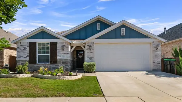 1917 Campground Way,  Aubrey,  TX 76227