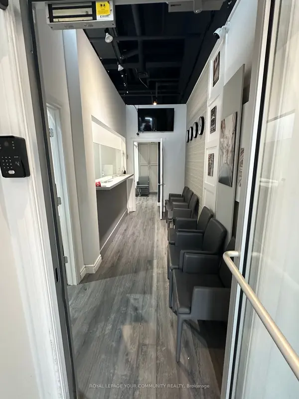 Markham, ON L3T 0C7,7181 Yonge ST #18