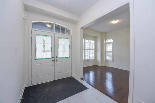 Brampton, ON L7A 5A6,19 Ezra CRES