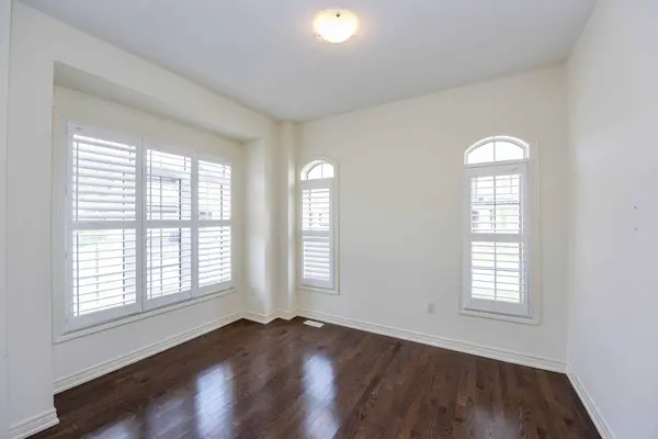 Brampton, ON L7A 5A6,19 Ezra CRES