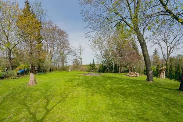 518 Upper Queen ST, London South, ON N6C 3T9