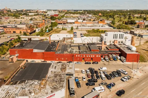 1905 Adelaide ST, Detroit, MI 48207