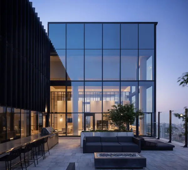 55 Charles ST E #809, Toronto C08, ON M4Y 0J1