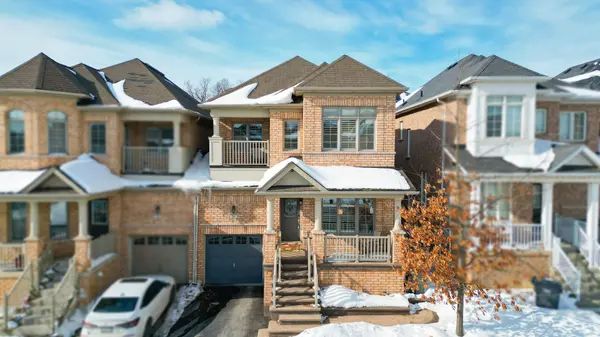 Brampton, ON L6Y 0Y5,38 Bonnie Braes DR