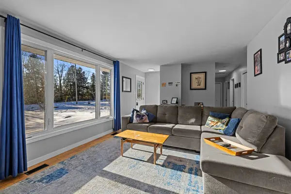 1100 Listowel Line, Selwyn, ON K0L 1T0