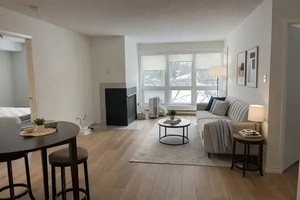 15 Jacksway CRES #320, London North, ON N5X 3T5