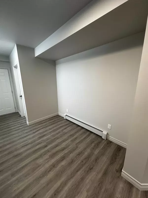 Brantford, ON N3P 1H4,52 Fieldgate DR #Lower