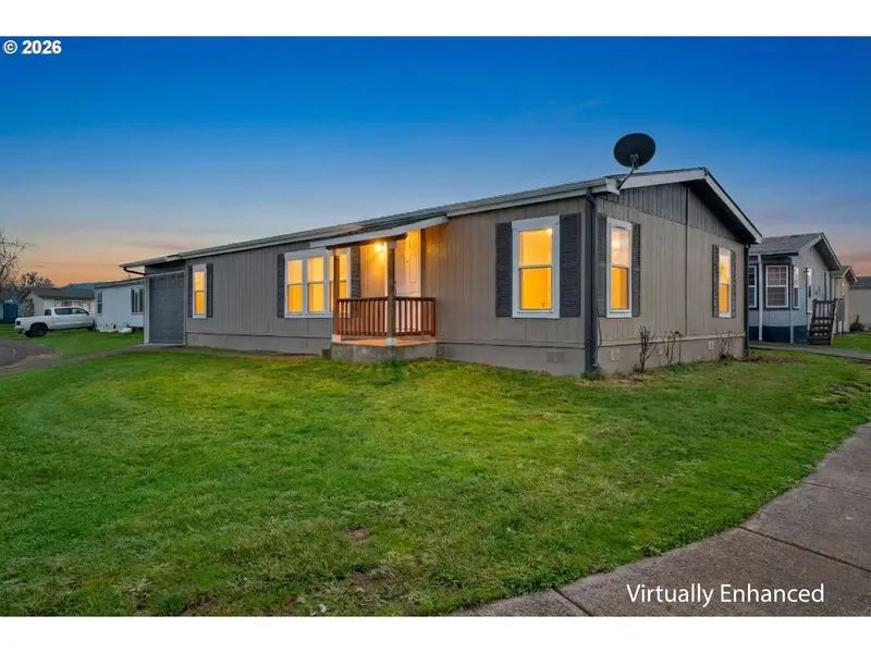 700 N MILL ST #112, Creswell, OR 97426