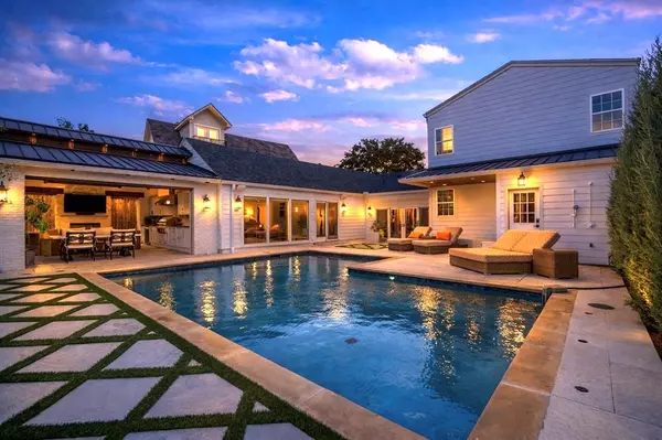 3913 Hamilton Avenue, Fort Worth, TX 76107