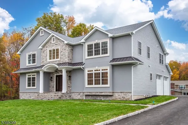 20 West Dr,  Fairfield Twp.,  NJ 07004