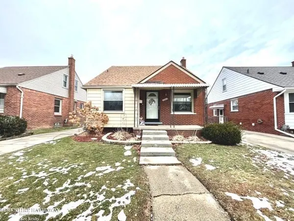 20899 Sunnydale ST, St Clair Shores, MI 48081